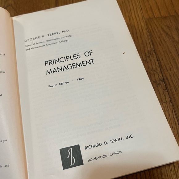 VINTAGE 1960's PRINCIPLES OF MANAGEMENT - TERRY - HARDCOVER BOOK - Picture 6 of 10